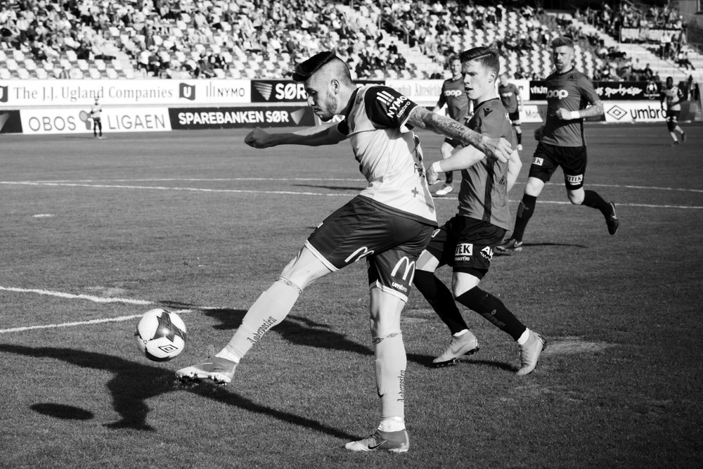 Luke striking the ball, FK Jerv, 2018